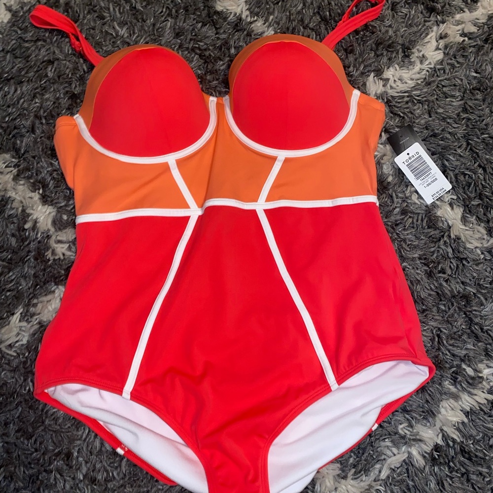 Torrid size 1 bathing suit